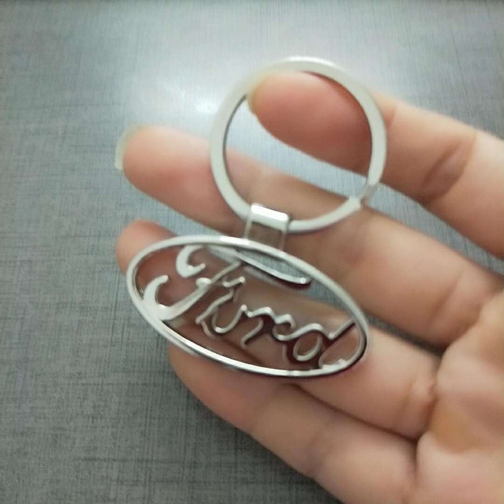 Gantungan Kunci Mobil Bentuk Logo Ford 3D Bahan Stainless Steel