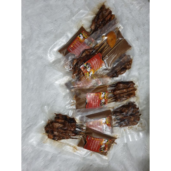 

sate ayam pojok sawahan h. ismail. frozen food