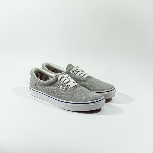 vans era fleece