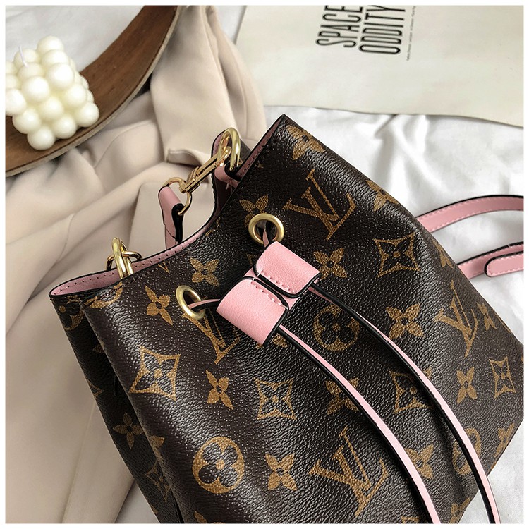 LV Serut Mini 7082