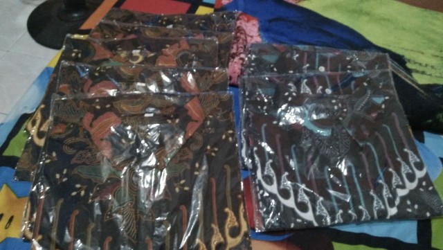 Terlaris Serut Genes Jelita Tunic Navbor Yelbor Whitbor Creambor Tunik Batik Modern Hrb030 Dolbi Dob