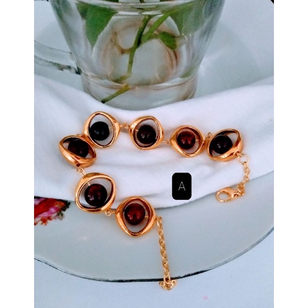 spoiled oval bracelet, Gelang tangan oval