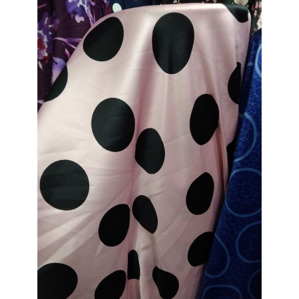 kain/bahan satin super motip