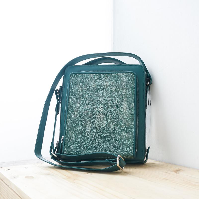 (PARRI) TOSHI Bag - Tas Pria Kulit Ikan Pari - DARK GREEN