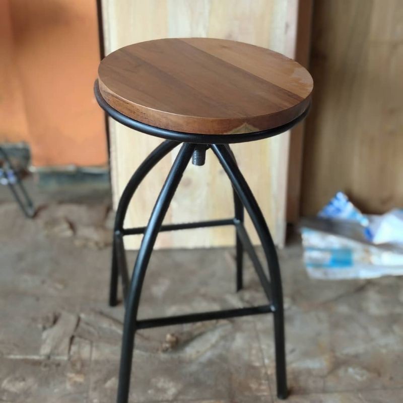 KURSI BAR PUTAR LEXXY - KURSI BAR INDUSTRIAL KURSI MAKAN PUTAR KURSI BESI KURSI CAFE
