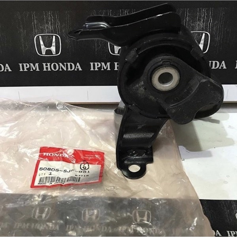 50805 S9A / SJF 983 Engine Mounting Dudukan Mesin Kiri Matic AT Automatic Honda CRV GEN 2 RD4 RD5 2000cc 2400cc 2002 2003 2004 2005 2006 Stream 2.0 2000cc 2002-2006 Lokal Brand / No brand / NK Thailand / IR International Rubber / Original Honda