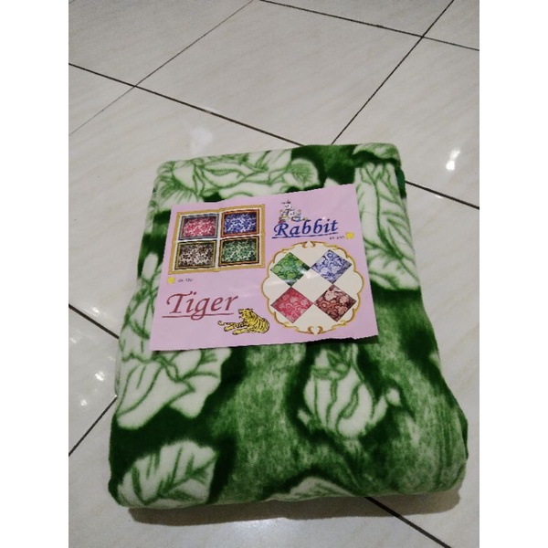 selimut tebal selimut hotel KH rabit