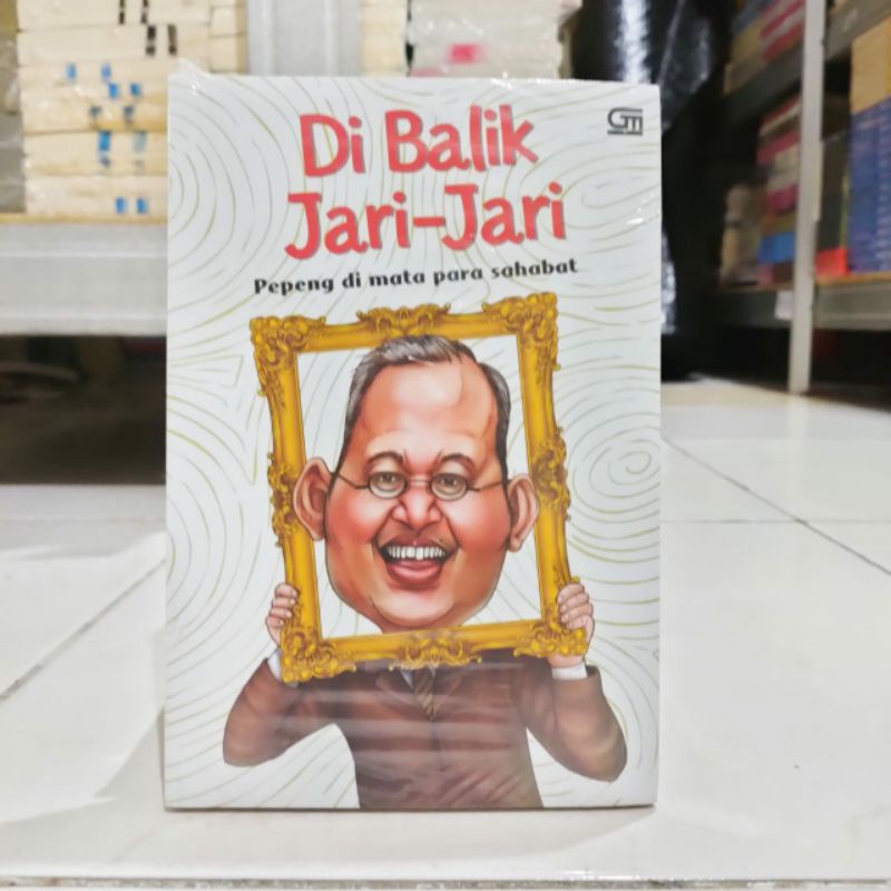 OBRAL BUKU INSPIRASI / INSPIRATIF / INSPIRASIONAL / KITA MESTI TELANJANG / DI BALIK JARI - JARI / ORIGINAL #5C-Di balik jari jari
