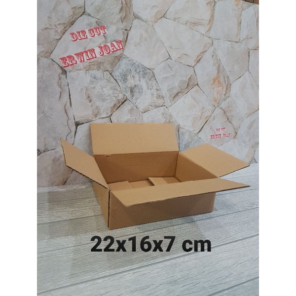 

Kardus / Box / uk. 22x16x7 cm / Karton Packing polos baru ST