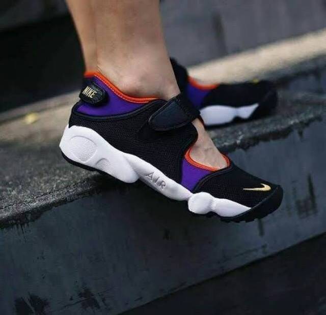 sepatu nike air rift original