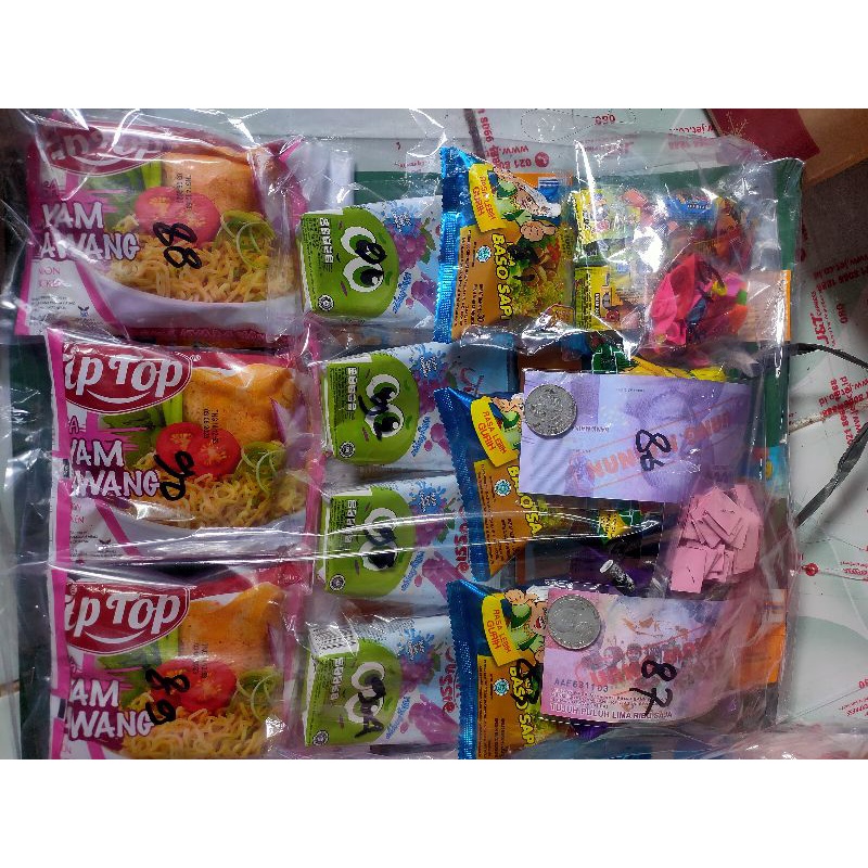 

Lotre mie instan dan minuman