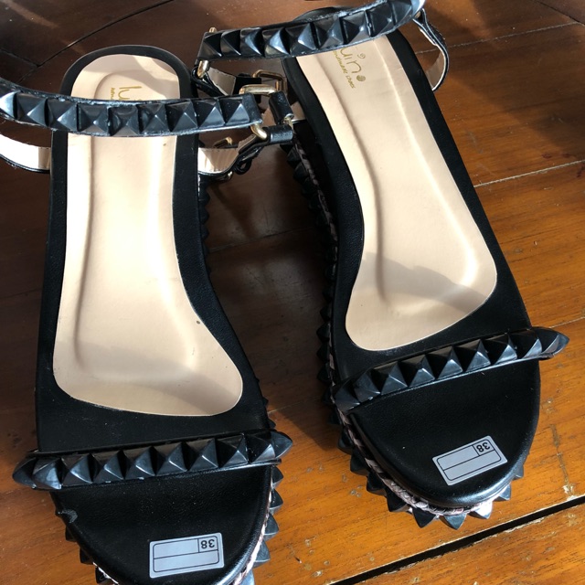 Handmade shoes by Luino