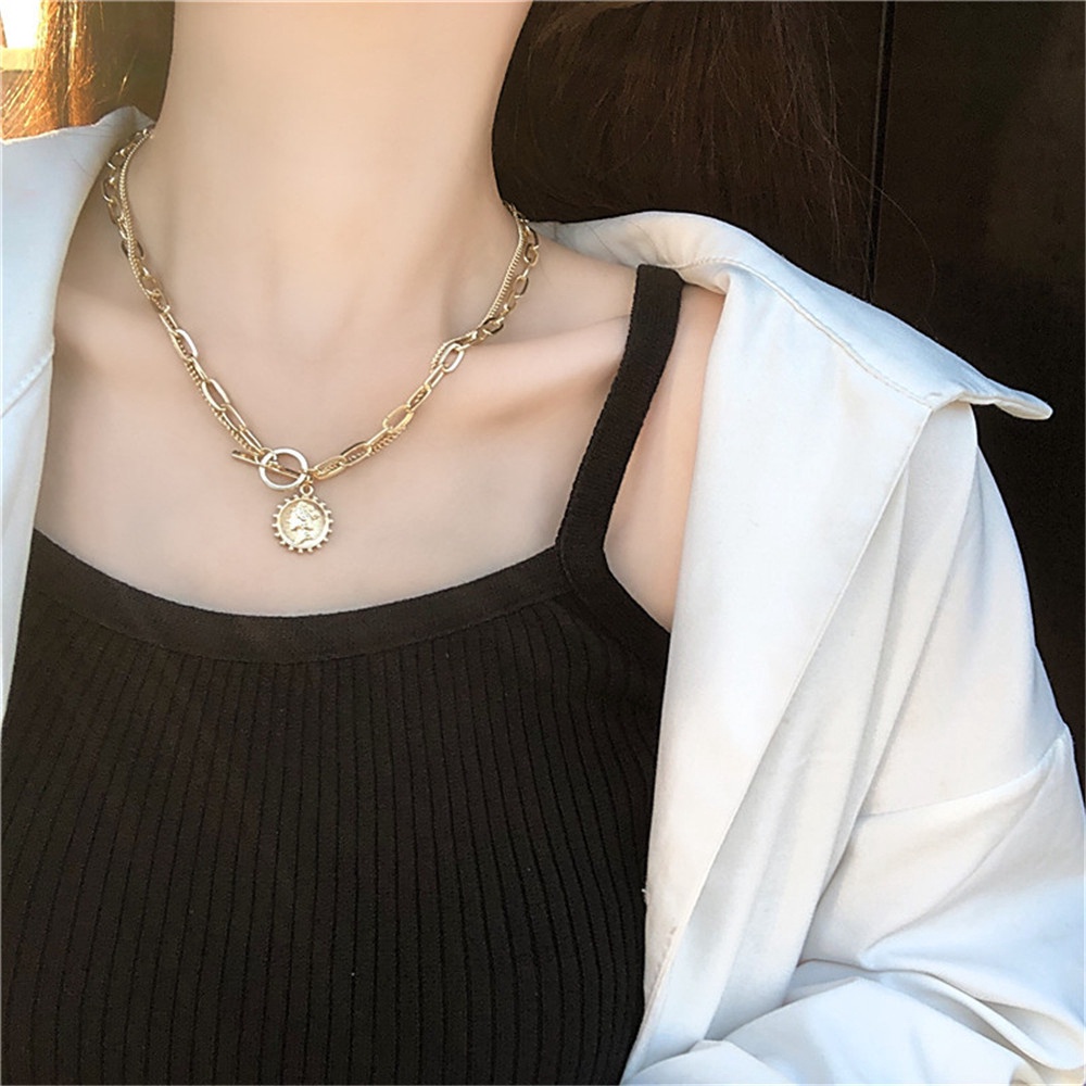 Kalung Choker Wanita Logam Ganda Liontin Koin Ratu Cantik Aksesoris Fashion Korea Dalika