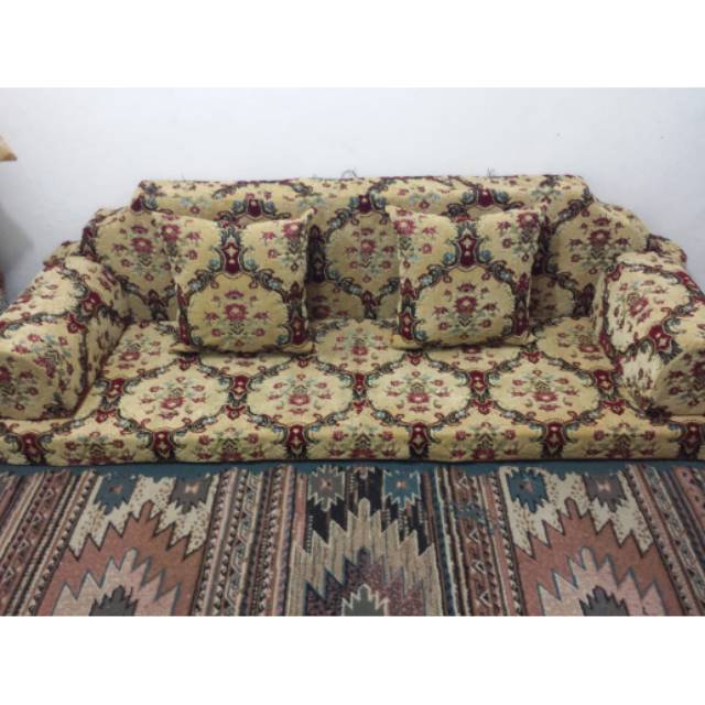 Sofa arab