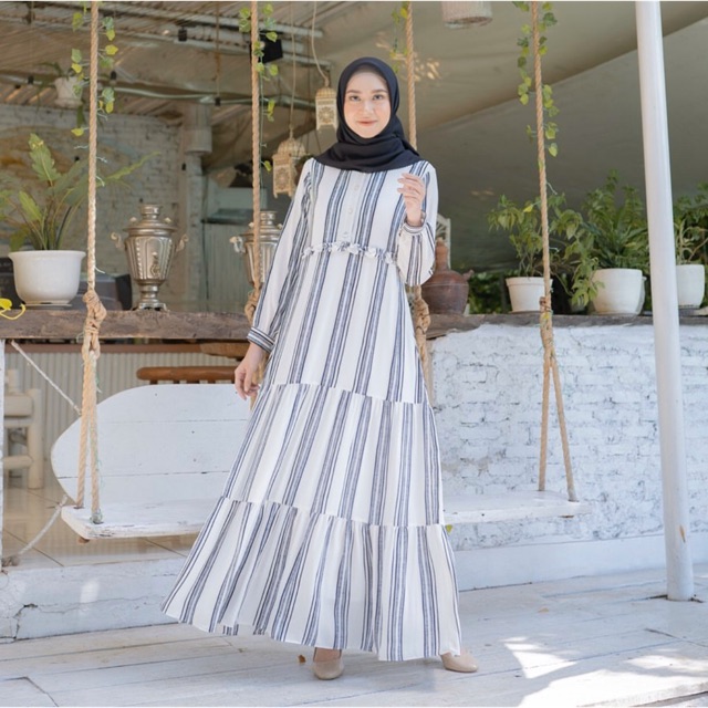 MATLE DRESS OFF WHITE BY HEAVEN LIGHTS