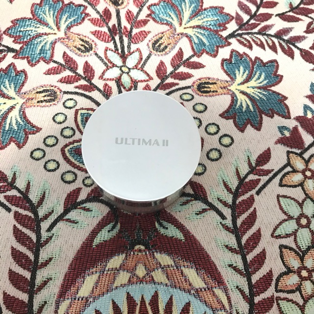 Preloved ULTIMA II Translucent Face Powder with Moisturizer