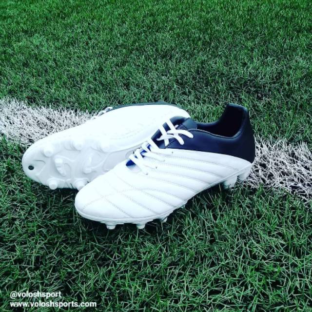 Sepatu Bola Volosh SCR-001