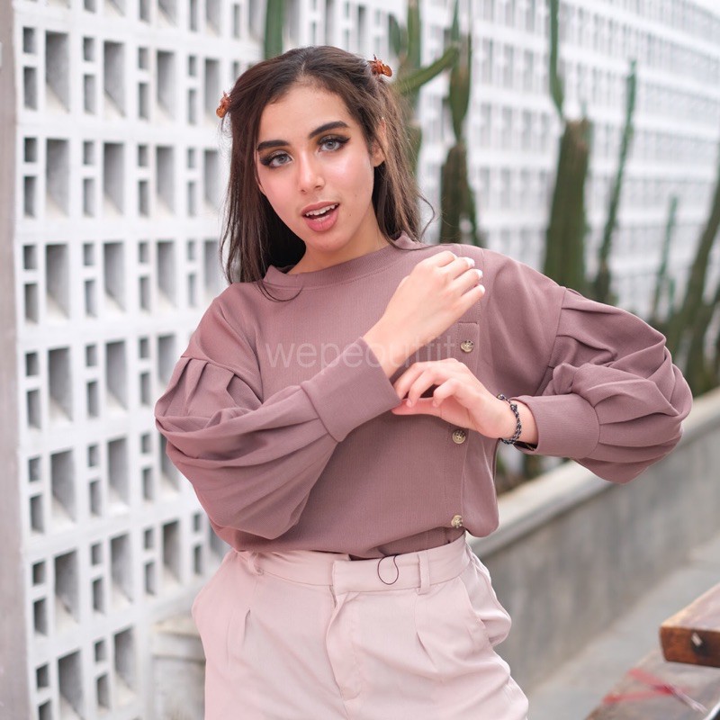 Aghnia Button Top Blouse