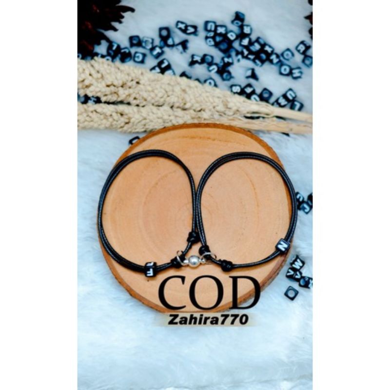 (COD) COSTUM GELANG MAGNET NAMA/INISIAL PERSAHABATAN TALI KOREA MERAH ANTI AIR gelang couple / gelan
