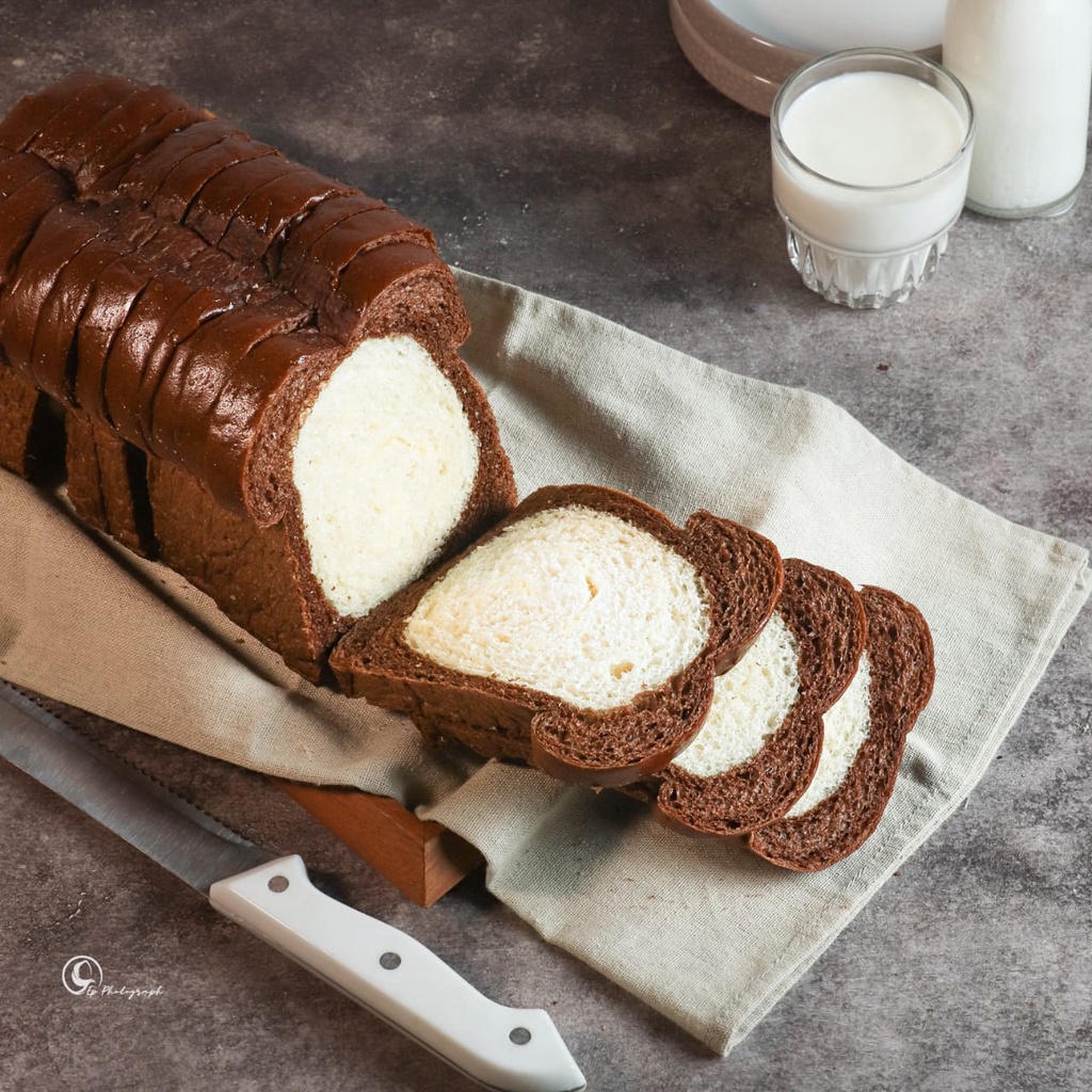 

Roti Tawar 2 Rasa (Coklat Keju) / Roti Tawar Kurma. Dijamin Enak