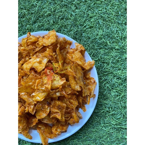 

Kripset ( keripik setan ) | micin snackantikopong