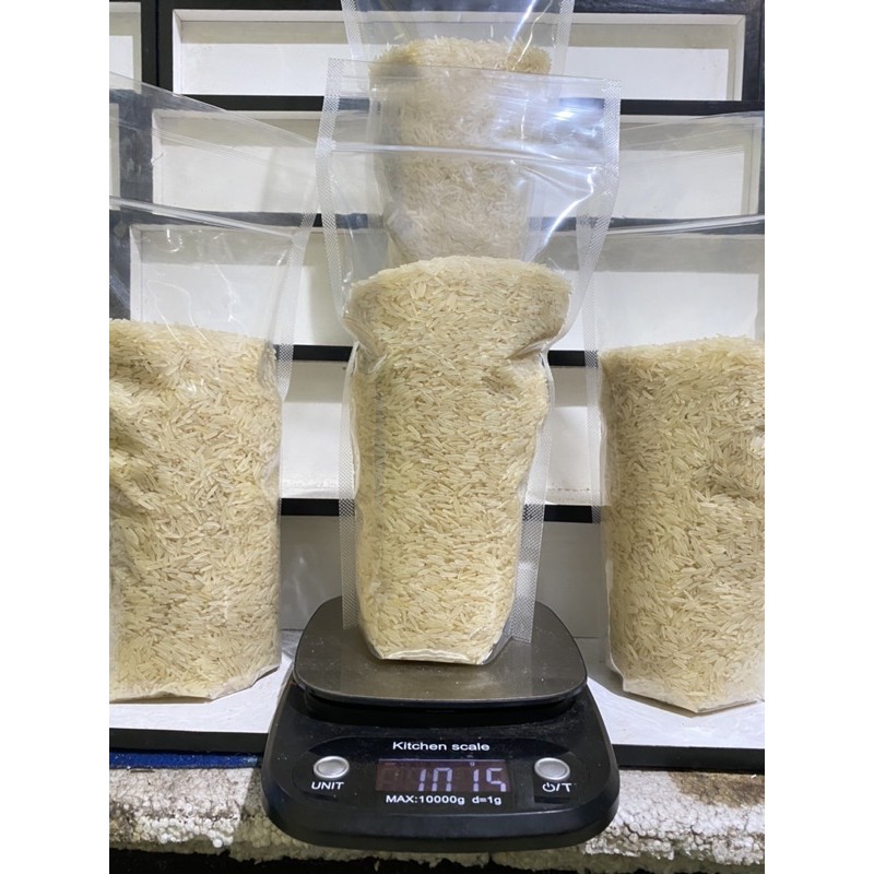 

Basmati 1Kg Premium Quality
