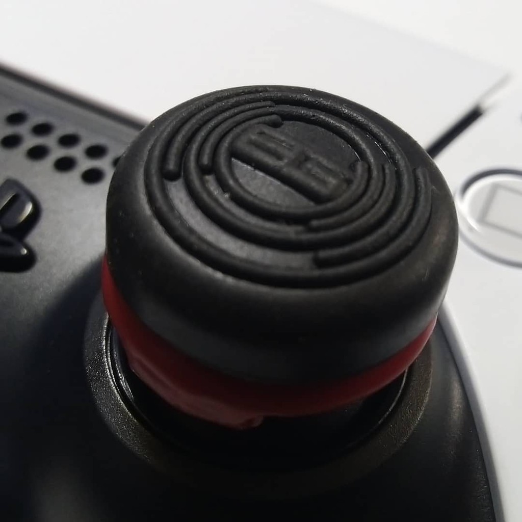 Battle Grip ARES (PS5/PS4/PS3) - Thumb Grip