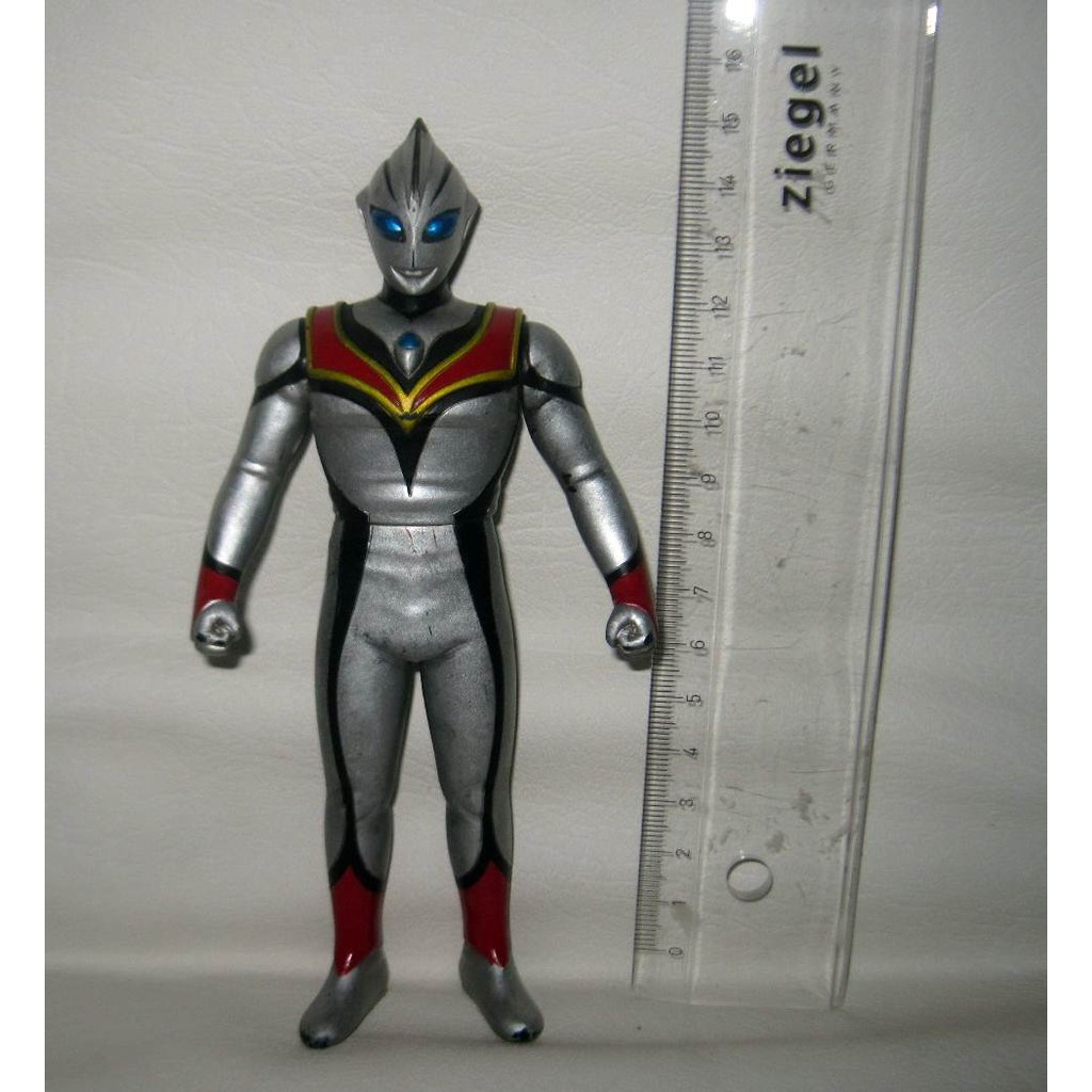Action Figure Ultra Hero Series UHS Ultraman Evil Tiga Original Bandai Ultraman Tiga