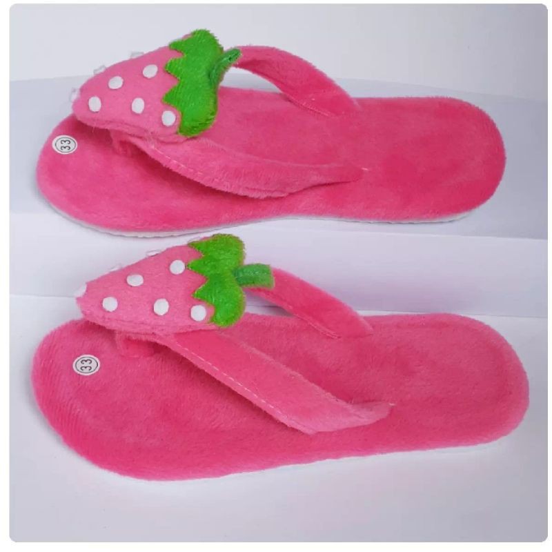 Sandal Anak Perempuan Boneka Strawberry Lucu