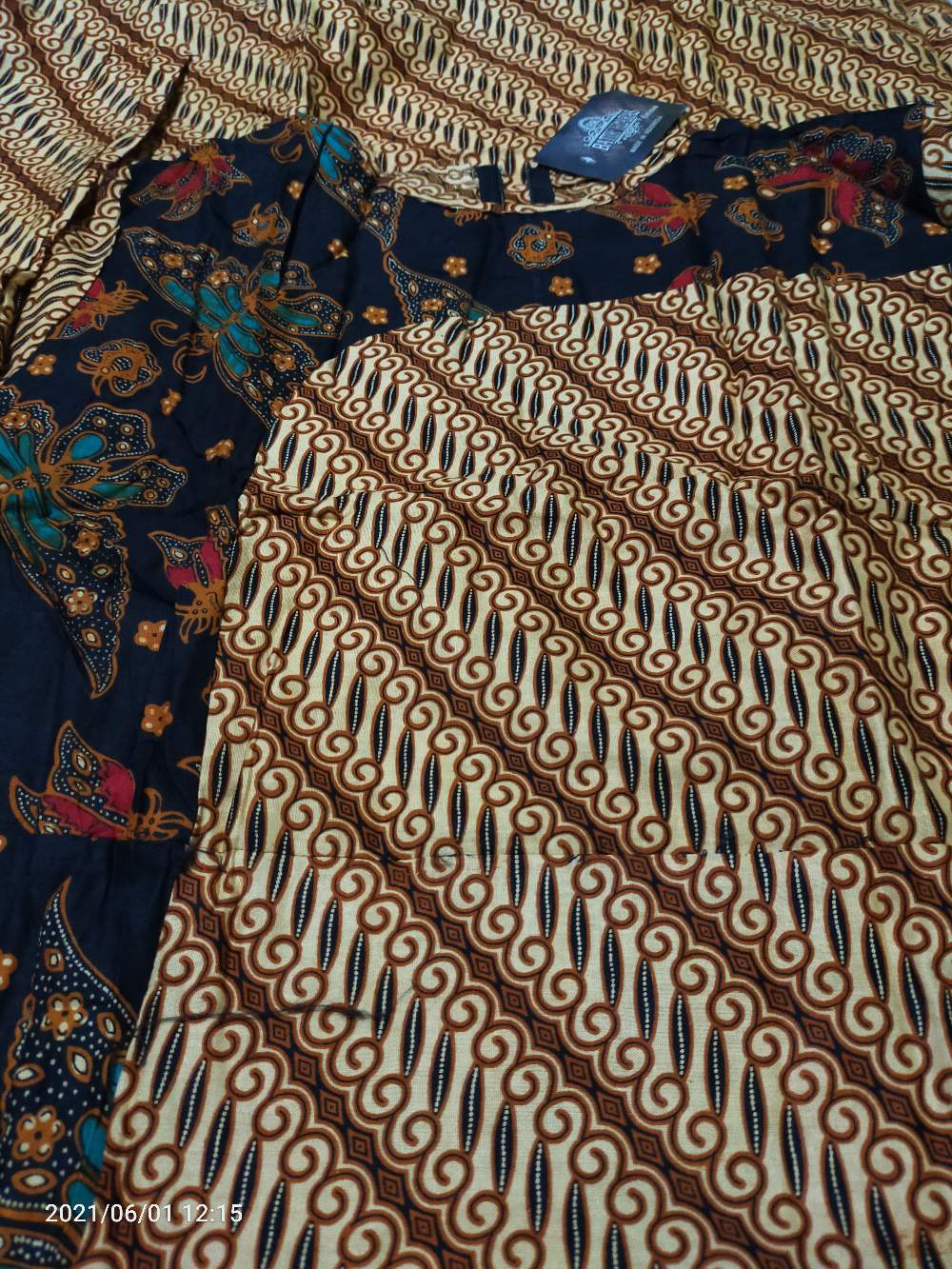 Couple Gamis Ririn Kupu Batik Kombinasi Sogan Muslim Maxi Sarimbit