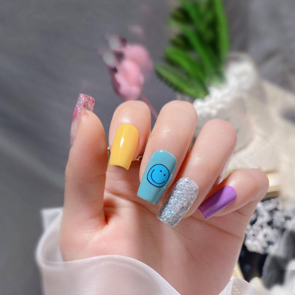 Mxbeauty Smiley Face Stiker Kuku Ultra-Tipis Lucu Fashion Kartun Manicure Aksesoris