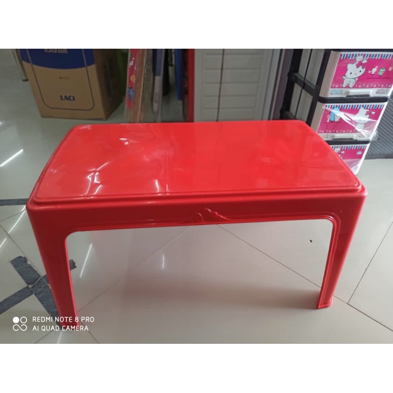 MEJA dan KURSI PLASTIK TERAS PHYLIA