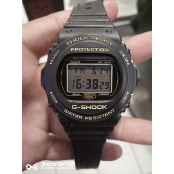 Casio g shock dw-5700