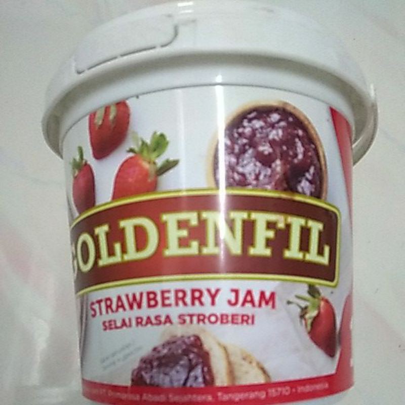 

Goldenfil Selai Strawberry