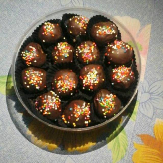 

Bola bola oreo coklat