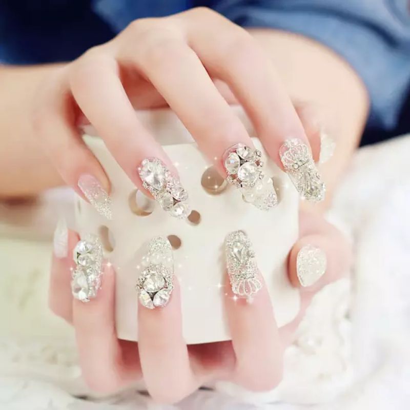 Luxury new Fake nails wedding rhinestone