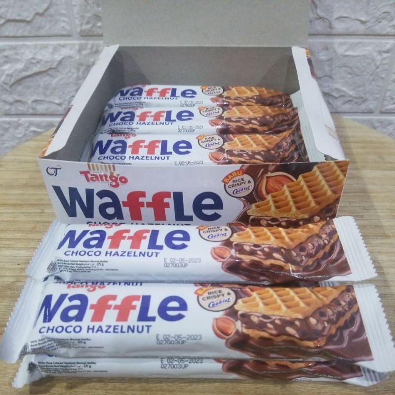 

NEW Tango Waffle Choco Hazelnut 1 box isi 12 pcs @25gr