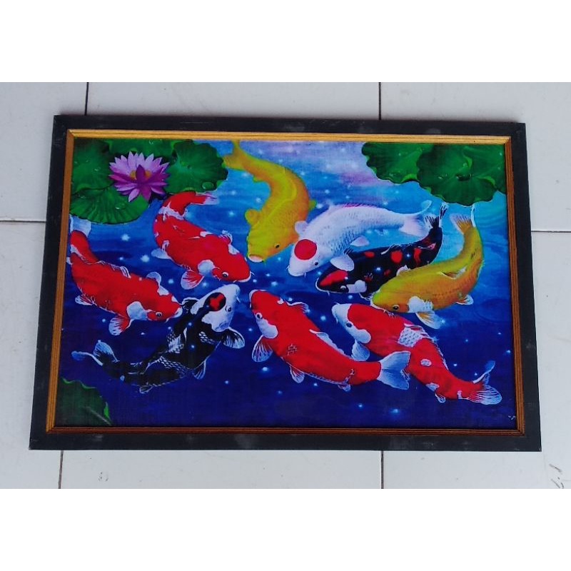 hiasan dinding lukisan cetak ikan koi estetik biru plus Bingkai ukuran 65×45