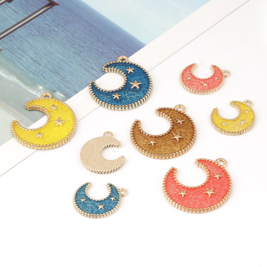 Liontin Bentuk Bulan Warna Emas Bahan Alloy Metal Untuk Membuat Perhiasan Kalung Anting