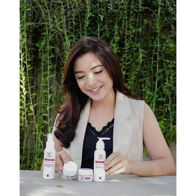 RK Glow acne skincare series