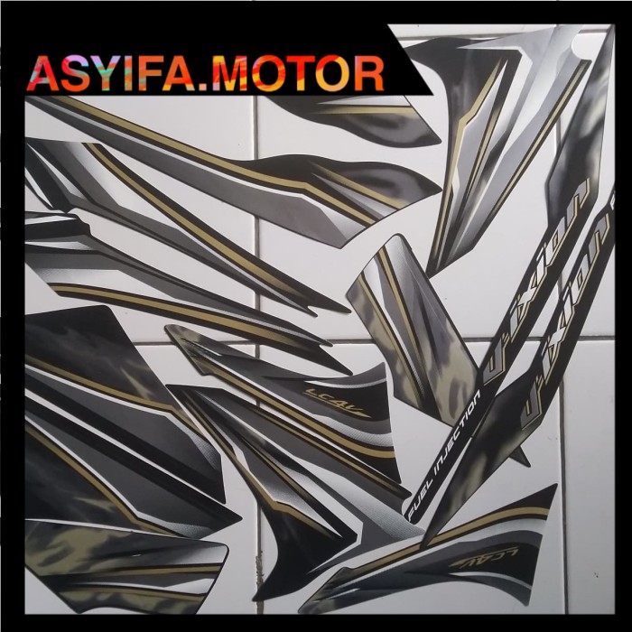 stiker striping Vixion fuel injection 2019 hitam