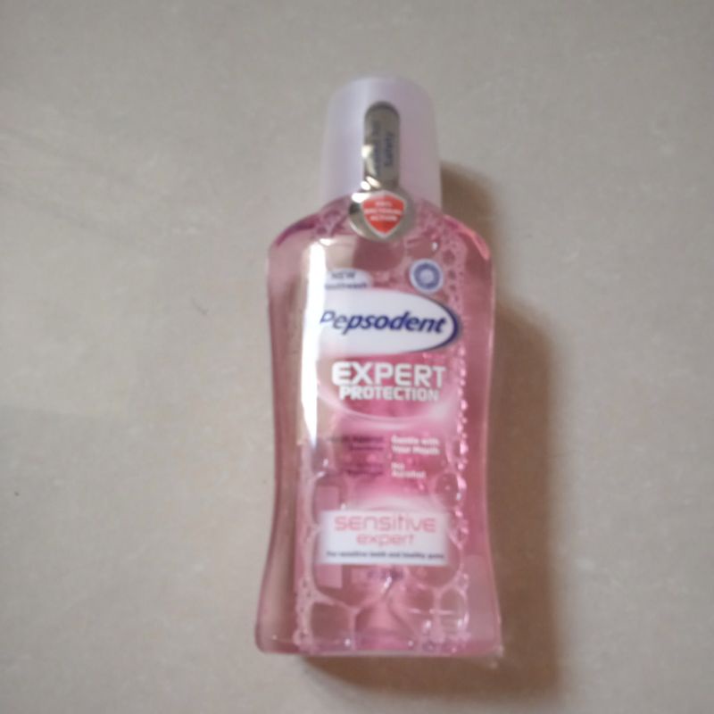 Pepsodent (obat kumur) EXPERT PROTECTION SENSITIVE expert 300ml