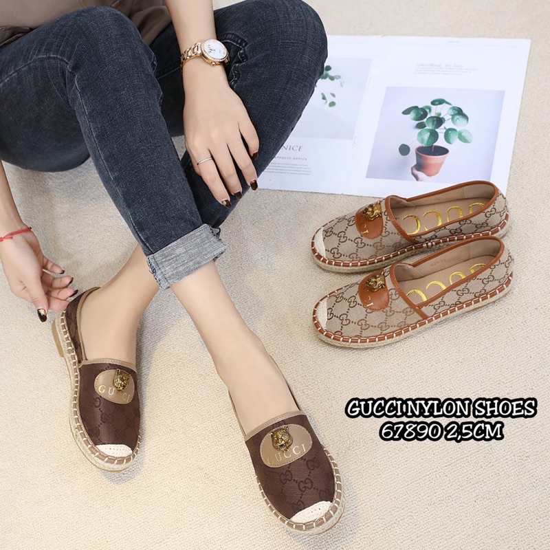 FASHION NYLON FLAT SHOES  67890
