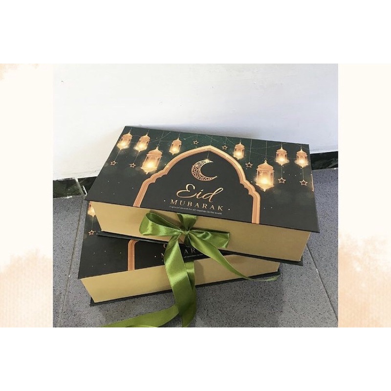 

Box Hampers Custom Kue Kering Lebaran