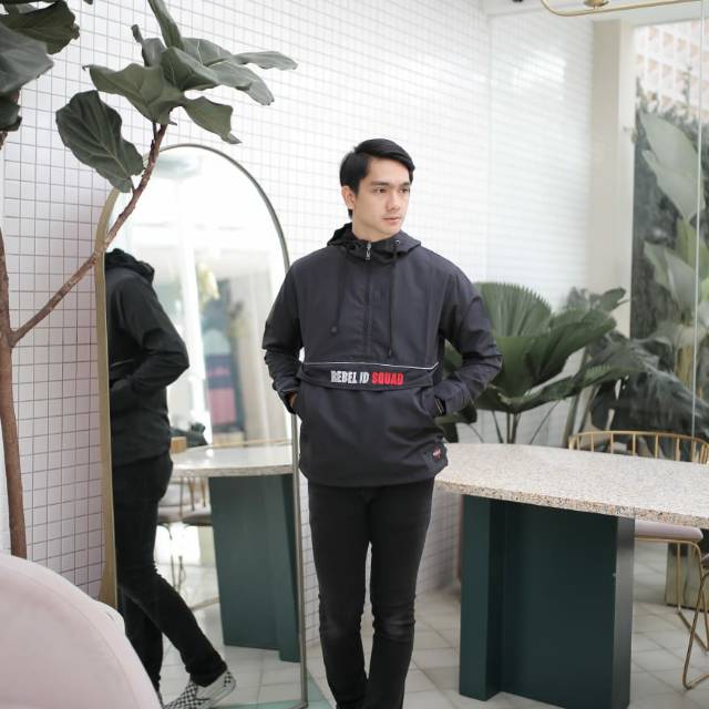 JAKET COUGLE REBBEL ID BLACK 01