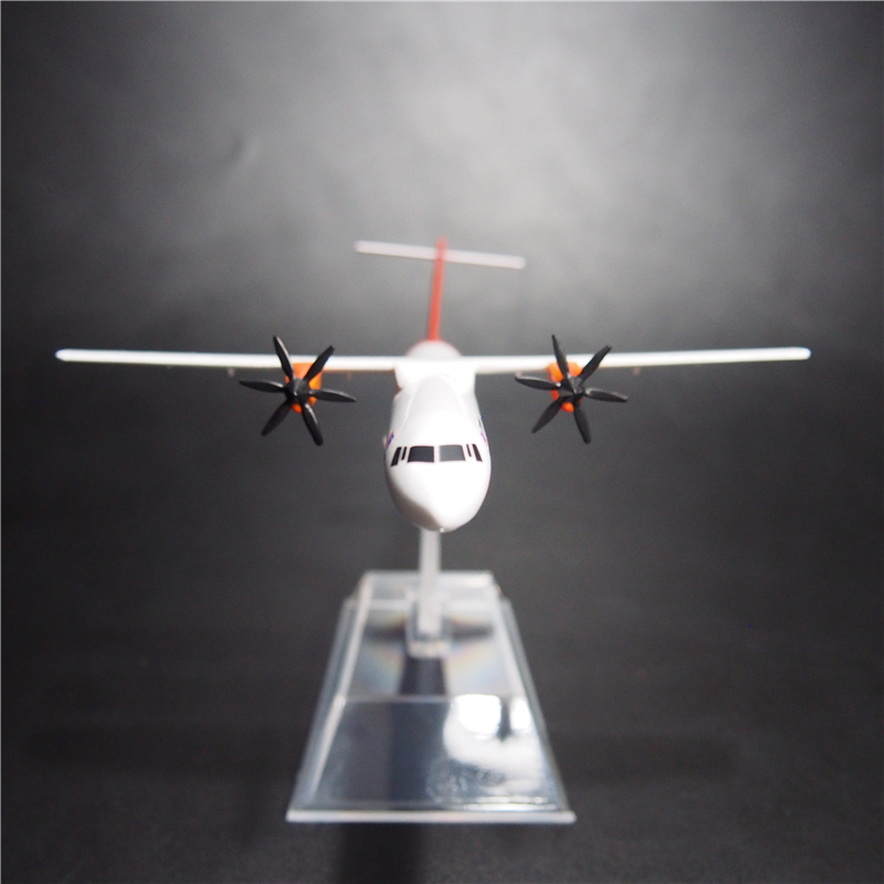 Firefly ATR-72-600 Miniatur Diecast Pesawat Terbang Malaysia Bahan Alloy Metal Dengan Stand Display