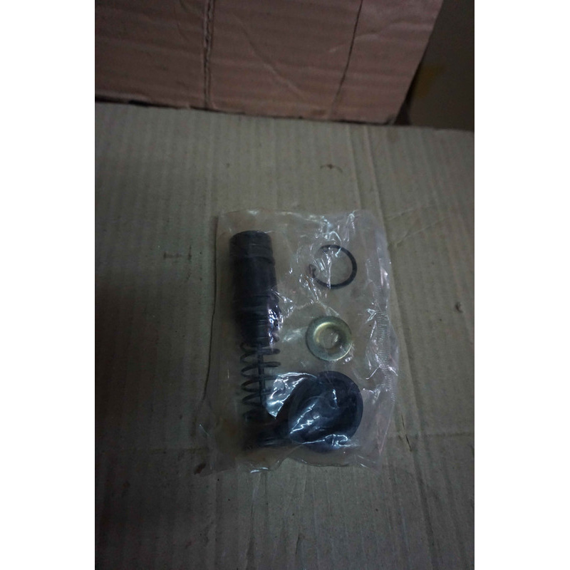 Kit Isi Master Kopling Atas Mitsubishi Colt Diesel PS 135 Aftermarket