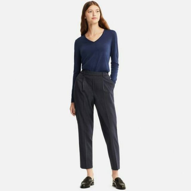 Uniqlo Ezy Tucked Ankle Pants