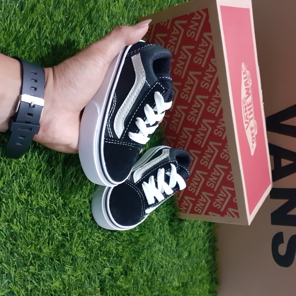 SEPATU ANAK VANS ANAK LAKI LAKI DAN WANITA