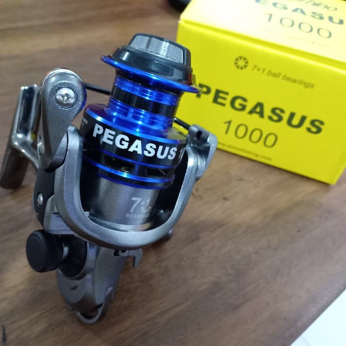 Reel Shino Pegasus 1000